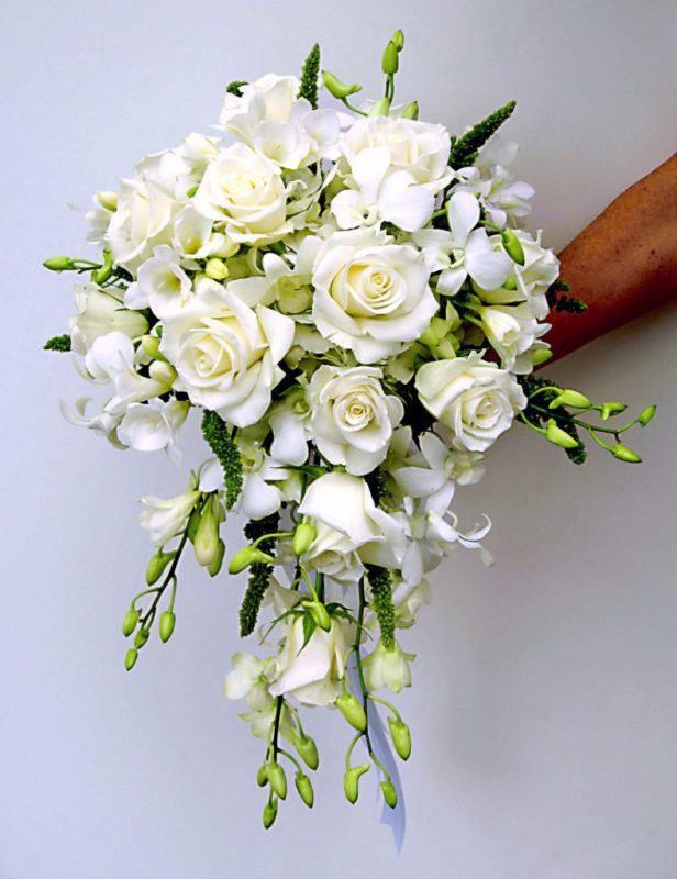 cascade wedding bouquet