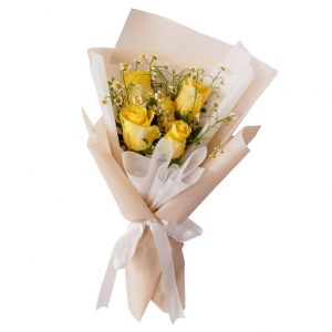 6 yellow rose chamomile bouqet