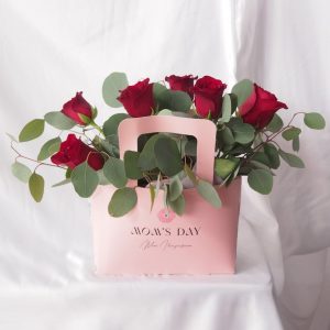 red rose mother's day flower bag